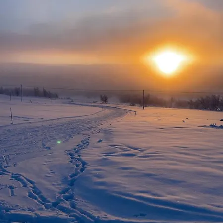 Panorama 4 C And Out With Views Of Slettefjell *