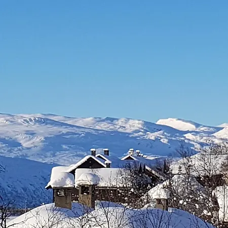 Panorama 4 C And Out With Views Of Slettefjell